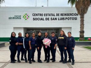 TRAYECTORIA PENITENCIARIA RECIBE HOMENAJE TRAS 28 AÑOS DE SERVICIO