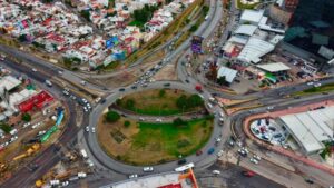 EL GOBERNADOR RICARDO GALLARDO ARRANCA LA CONSTRUCCIÓN DEL PUENTE DE LA FAMILIA