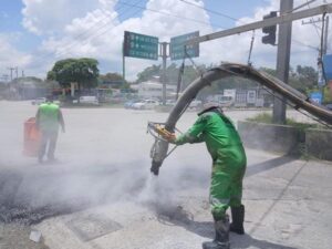 GOBIERNO DEL ESTADO ACELERA CONSERVACIÓN DE CAMINOS EN CIUDAD VALLES