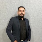 Egresado de la UASLP lidera desarrollo de productos para la industria automotriz global