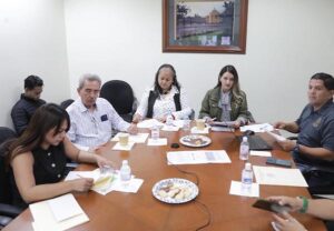 COMISIÓN DE HACIENDA DEL ESTADO HOMOLOGA LEY DE TRÁNSITO Y LEY DE HACIENDA PARA FIJAR PLAZO DE OBTENCIÓN DE PLACAS, TARJETA DE CIRCULACIÓN Y ENGOMADO DE VEHÍCULOS NUEVOS: DIP. MARÍA DOLORES ROBLES