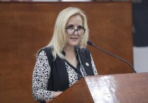 INICIATIVA DE REFORMA A DIVERSAS LEYES ESTATALES PARA PROMOVER LA INCLUSIÓN LABORAL DE PERSONAS LGBTTTIQ+.