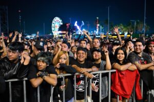 FENAPO vibra sin límites: más de 300 mil visitantes y Mötley Crüe hacen historia