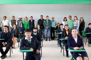 Ricardo Gallardo anuncia más de 6 mil 500 becas para estudios superiores y posgrados