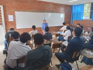 Más de 11 mil estudiantes de educación media superior del SEER regresaron a clases
