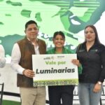 RICARDO GALLARDO CONTINÚA CON LA ENTREGA DE APOYOS ESCOLARES Y LUMINARIAS LED, AHORA EN MEXQUITIC DE CARMONA