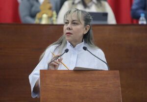 INICIATIVA DE  REFORMA A LA LEY DE SALUD PARA QUE LOS HOSPITALES PÚBLICOS Y PRIVADOS CUENTEN CON UNIDADES DE CUIDADOS INTENSIVOS NEONATALES 