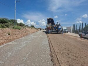 AVANZA NUEVA CARRETERA A VILLA DE ZARAGOZA; RICARDO GALLARDO DEJA ATRÁS DÉCADAS DE REZAGO