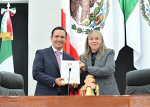 EL PODER EJECUTIVO Y EL PODER LEGISLATIVO UNIDOS PARA ALCANZAR UN MEJOR SAN LUIS POTOSÍ