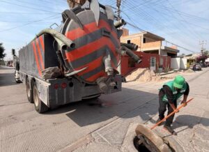 CEA LIMPIA 6.6 KILÓMETROS DE DRENAJE PARA REDUCIR RIESGOS DURANTE LAS LLUVIAS