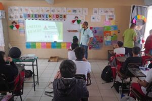 TEMAZCALLI ACERCA SALUD MENTAL Y PREVENCIÓN A 477 ESTUDIANTES DE LA COLONIA SATÉLITE