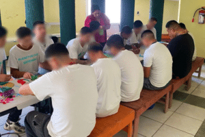 ICAT ACERCA CAPACITACIÓN LABORAL A CENTROS DE REHABILITACIÓN DEL ALTIPLANO