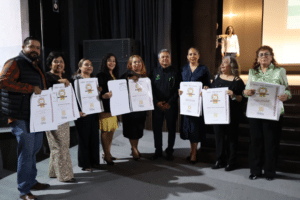 105 ESCUELAS DEL SEER RECIBEN CERTIFICACIÓN COMO PROMOTORAS DE SALUD