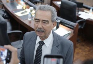 CONGRESO DEL ESTADO RESPALDA REGULACIÓN DEL USO DE CELULARES Y TABLETAS EN ESCUELAS PRIMARIAS Y SECUNDARIAS