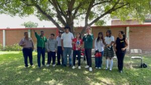 FÁTIMA HERRERA COMPARTE CON ESTUDIANTES DEL COBACH SU HISTORIA DE ESFUERZO Y DISCIPLINA