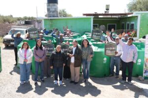 El gobierno del cambio, a través del DIF estatal, lleva cisternas a familias del Altiplano potosino