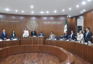 COMPARECE LA TITULAR DE LA SECRETARIA DE COMUNICACIONES Y TRANSPORTES DEL GOBIERNO DEL ESTADO, ARACELI MARTÍNEZ ACOSTA.