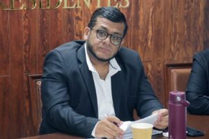 EL DIPUTADO ROBERTO GARCÍA CASTILLO PROPUSO UNA INICIATIVA DE REFORMA A DIVERSAS LEYES PARA QUE TODOS LOS MUNICIPIOS DE LA ENTIDAD CUENTEN CON UNA COORDINACIÓN MUNICIPAL DE DERECHOS HUMANOS.