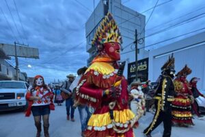 MATEHUALA SE LLENÓ DE TRADICIÓN CON «XANTOLO SE VIVE EN EL ALTIPLANO»