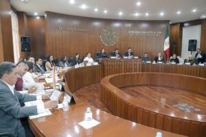ARRANCAN LAS COMPARECENCIAS POR LA GLOSA DEL V INFORME DE GOBIERNO CON LA PRESENCIA DEL SECRETARIO DE GOBIERNO J. GUADALUPE TORRES