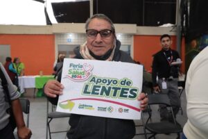DIF ESTATAL ACERCA SERVICIOS MÉDICOS Y APOYOS SOCIALES A FAMILIAS DE SAN JUAN DE GUADALUPE